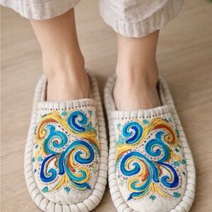 Natural wool, handmade slippers